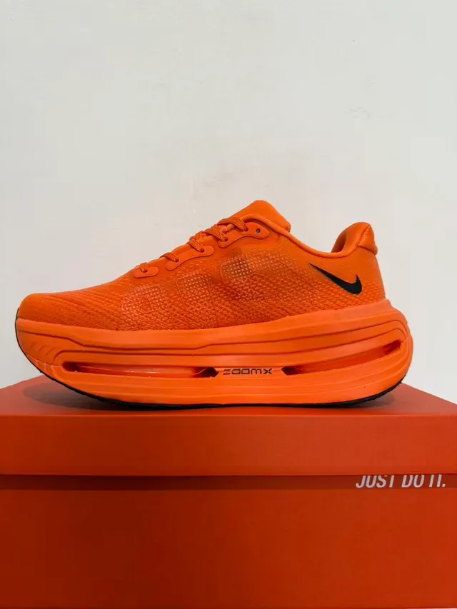 Nike Orange Black Engineered Mesh Upper Full-Length Visible Air Zoom Unit Running Shoes 5