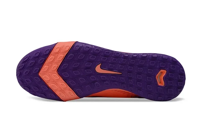 Nike أحذية كرة القدم تيرف برتقالي وبنفسجي أعلى خيط كولار منخفض 6