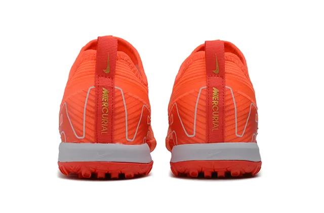 Nike Chaussures de Football Turf avec Upper en Tricot Orange et Rouge, Col Dynamic Fit 4