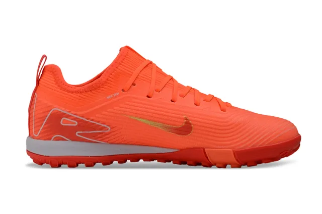 Nike Chaussures de Football Turf avec Upper en Tricot Orange et Rouge, Col Dynamic Fit 7