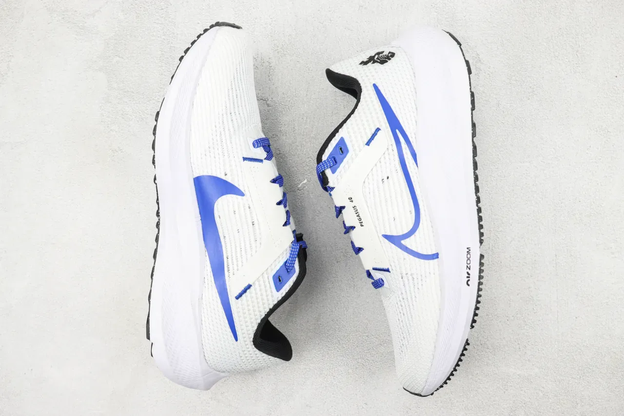 Nike Pegasus 40 白蓝跑鞋 2