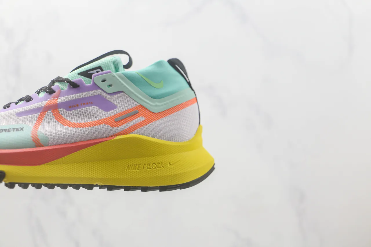 Nike Pegasus Trail GORE-TEX Multicolor Trail Running Shoes 7