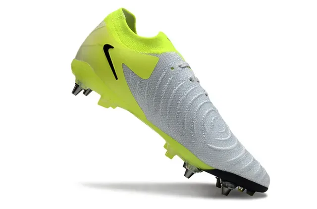 Nike Phantom GT Amarelo Neón Prata Preto Chuteiras para campo natural 2