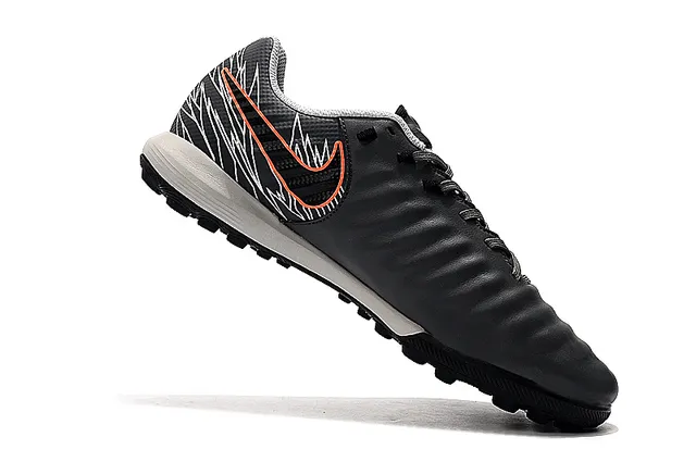 Nike Phantom GT Blanc et Orange Haut Texturisé Synthétique Avant-pied Matelassé Chaussures de Football pour Pelouse Artificielle 3