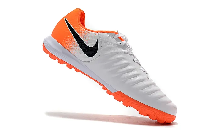 Nike Phantom GT Blanc et Orange Haut Texturisé Synthétique Avant-pied Matelassé Chaussures de Football pour Pelouse Artificielle 13