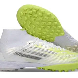 Nike Phantom GT সাদা ও হলুদ হাই-কাট সক-ফিট আপার আর্টিফিশিয়াল গ্রাস সকার জুতা