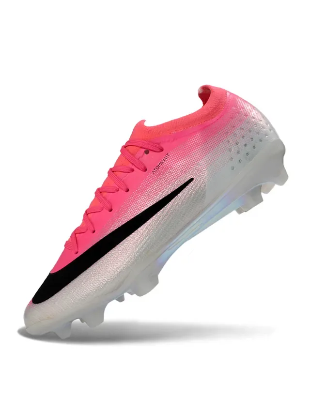 Nike Chaussures de Football Noir et Rose Low-Cut Sock-Fit Upper Plaque Soleplate Iridiscente Holographique pour Terrain Ferme 3