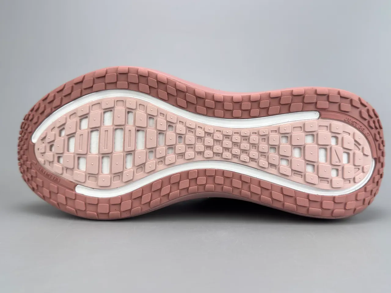 Nike Pink Engineered Knit Upper Wave-Layered Midsole Running Shoes 4