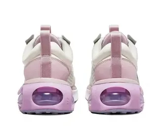 Nike Chaussures lifestyle à empeigne mesh rose et violet avec Air Cushioning visible 5