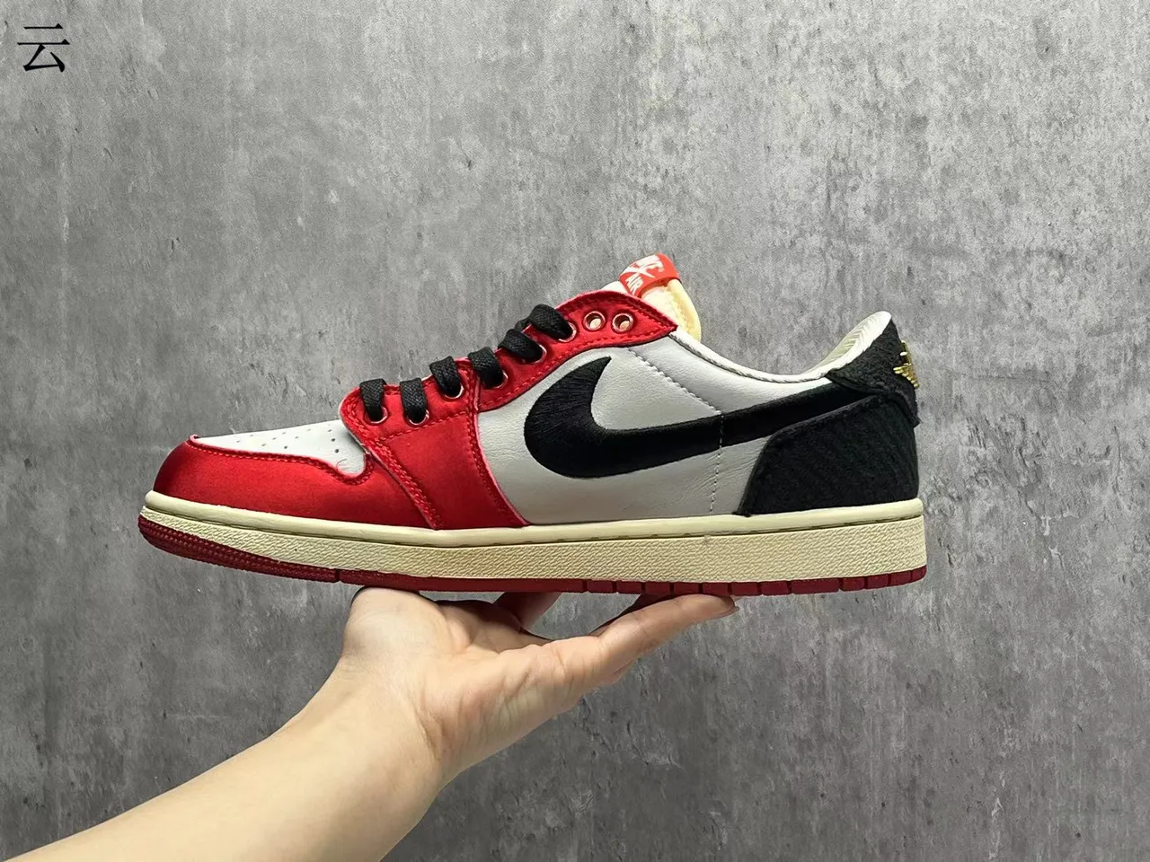 Nike Red White Low-Top Cupsole Lifestyle Sneakers 2