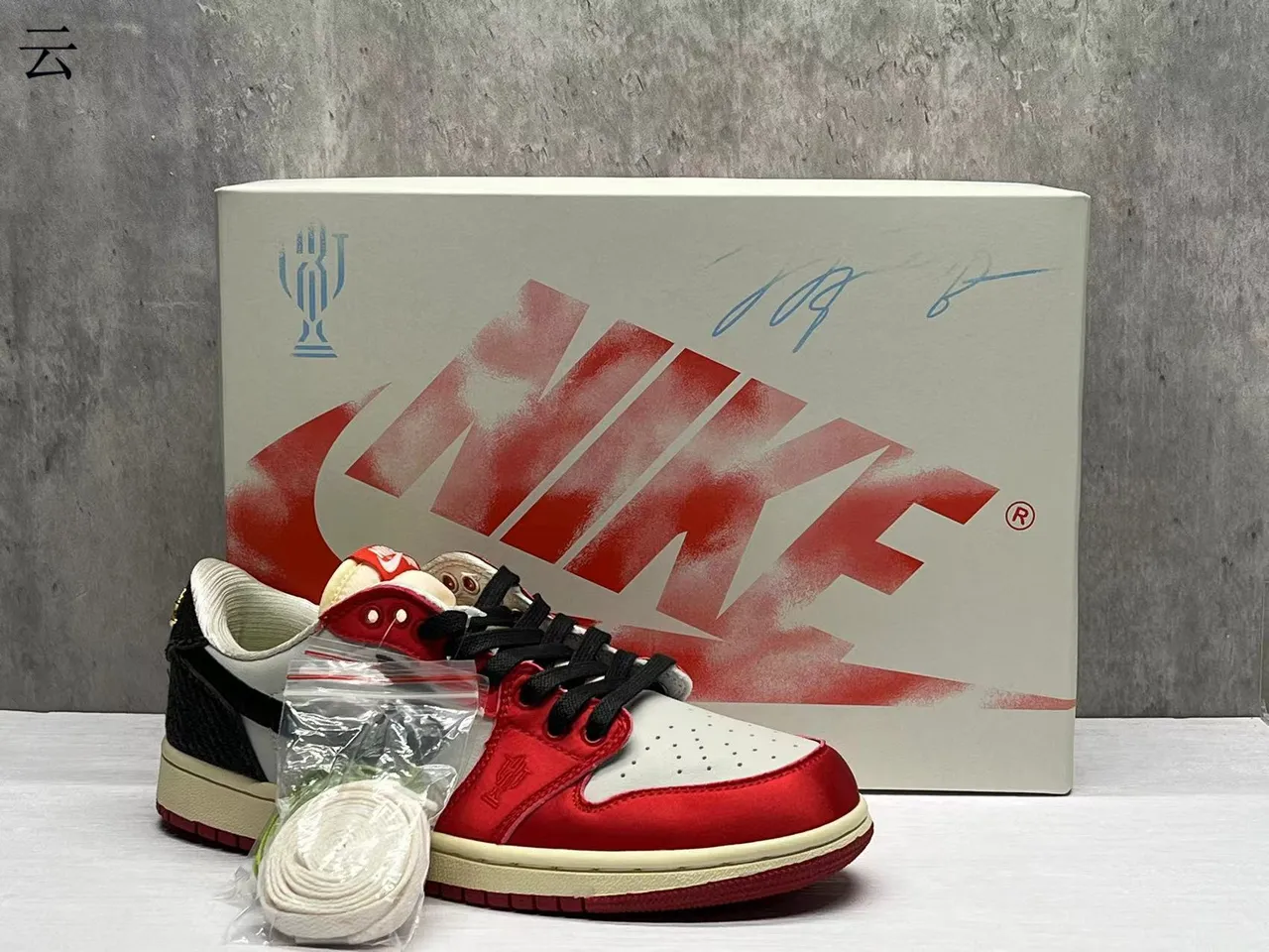 Nike Red White Low-Top Cupsole Lifestyle Sneakers 11