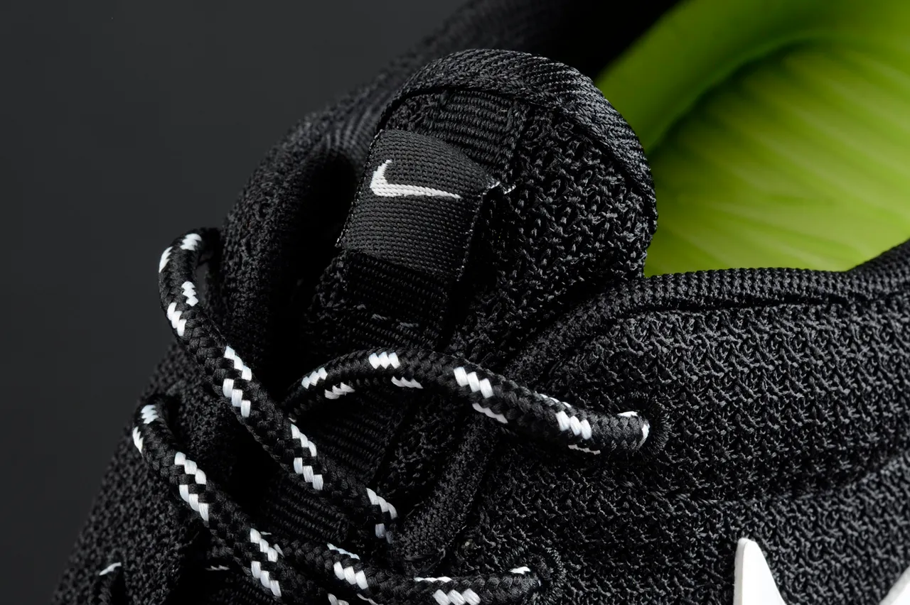 Nike Roshe One Black White Speckle Lifestyle Sneakers 7