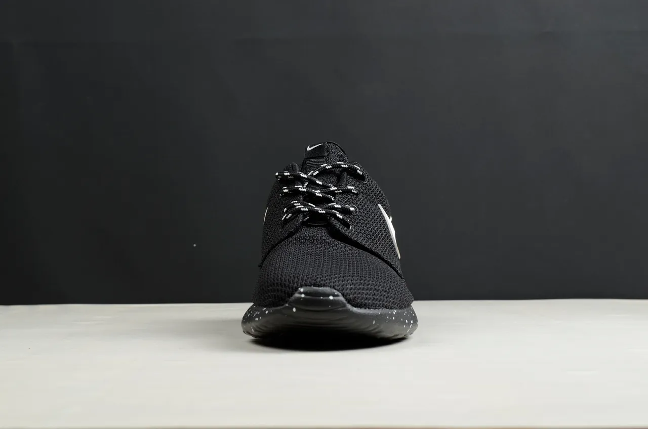Nike Roshe One Black White Speckle Lifestyle Sneakers 22