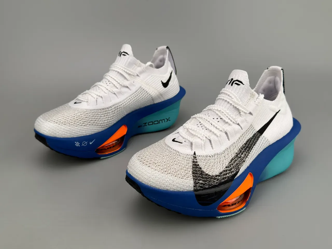 Nike Air Zoom Midsole Chaussures de Running Blanc Bleu Teal Orange 7