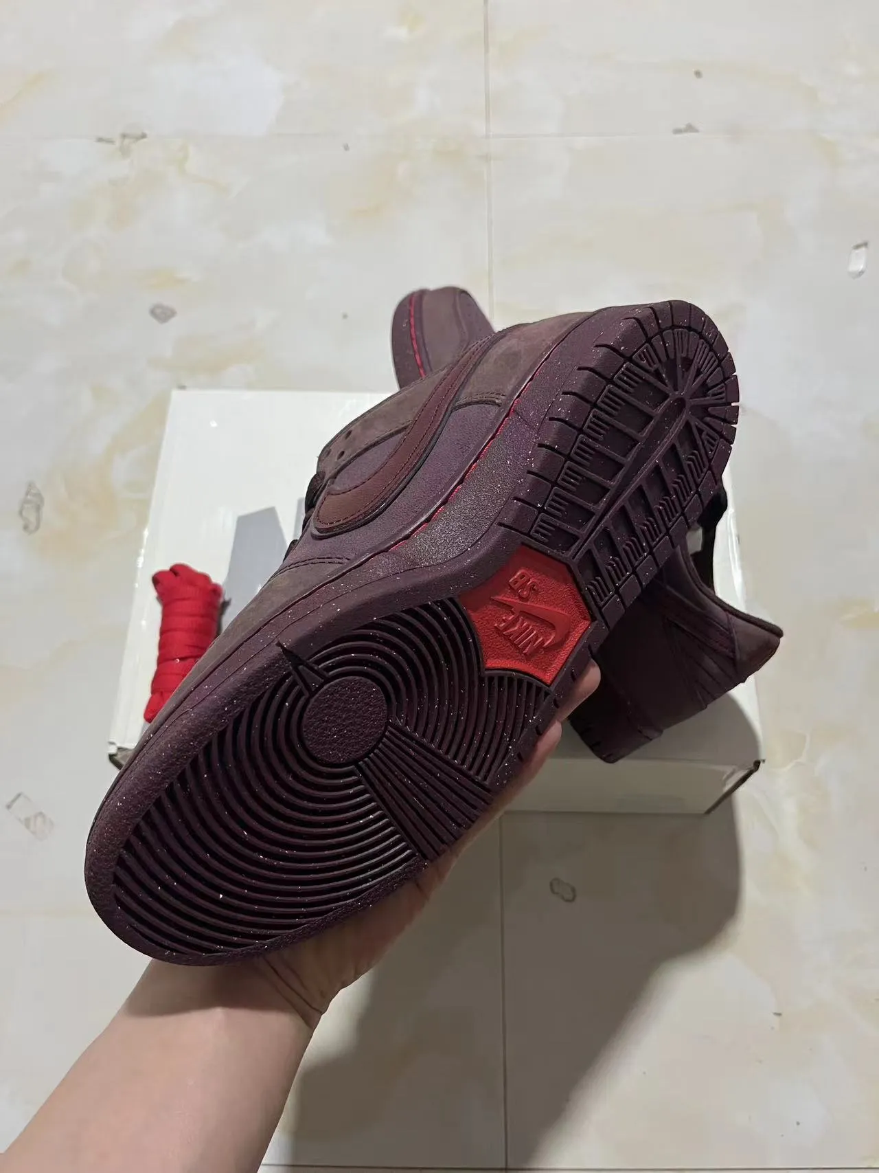Nike SB Dunk Low Chaussures de skateboard bordeaux rouge couture 6