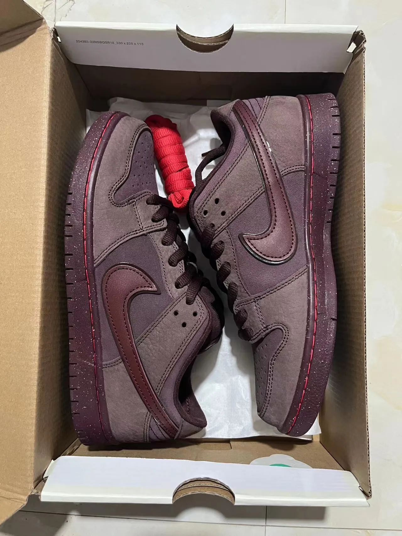 Nike SB Dunk Low Chaussures de skateboard bordeaux rouge couture 11