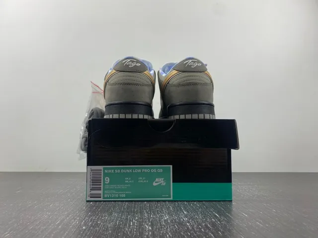 Nike SB Dunk Low Olive Gray Gold Skateboard Shoes 17