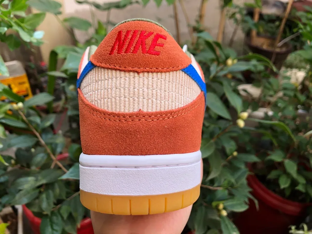 Nike SB Dunk Low Orange Beige Blue Corduroy Skateboard Shoes 4