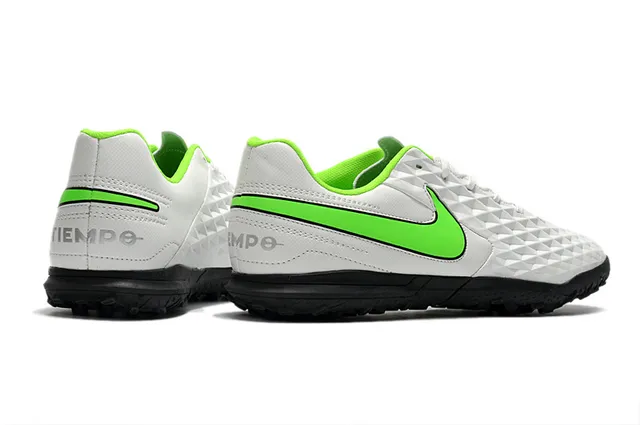 Nike Tiempo Turf blancs et vert néon Turf chaussures de football 19
