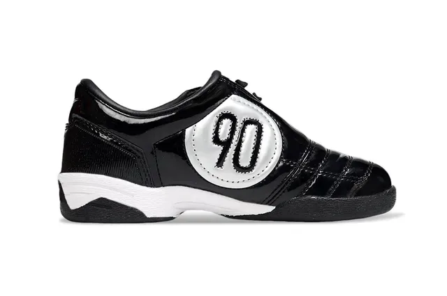 Nike Total 90 III أسود أبيض أصفر أحذية كرة القدم الداخلية 12