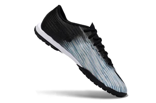 Nike Vapor Ultra Black Blue Knit Upper Wave Gradient Pattern Turf Soccer Shoes 2