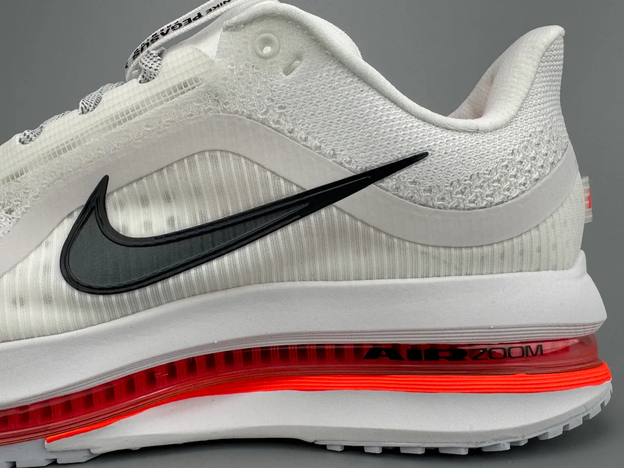 Nike White and Red Visible Air Running Shoes 3