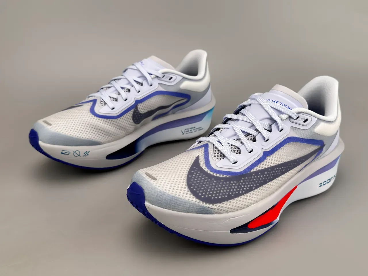 Nike White Blue Engineered Mesh Upper Visible Plate Window Running Shoes 5