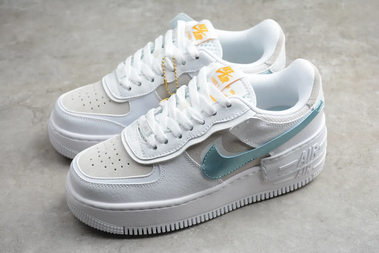 Nike White Blue Platform Sole Metallic Swoosh Lifestyle Sneakers 10
