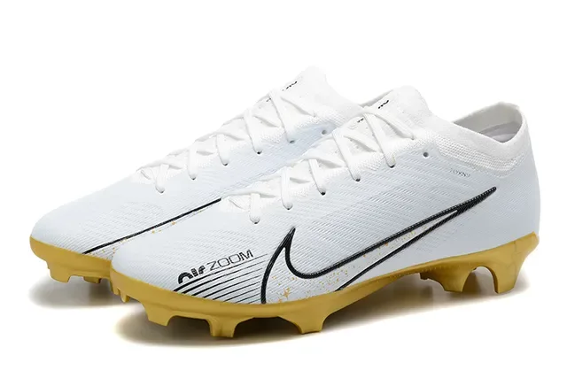 Nike White Gold Low-Cut Knit Upper Molded Cleat Sole Firm-Ground Soccer Shoes 8