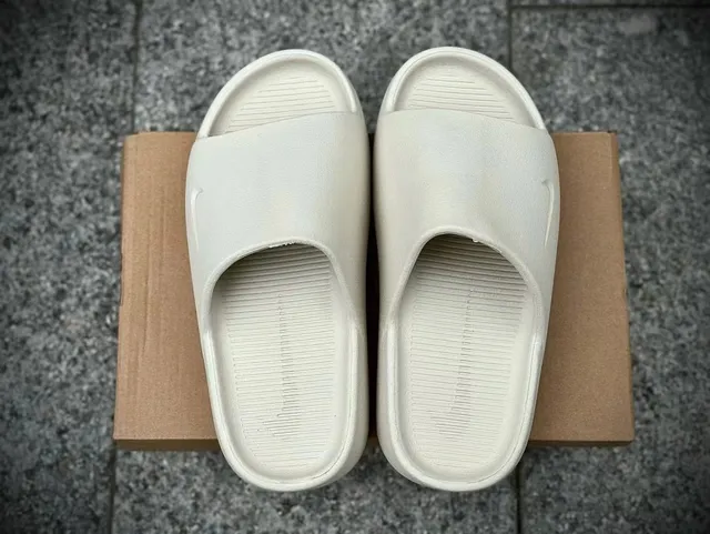 Nike White Molded Foam Construction Textured Footbed Slippers 2