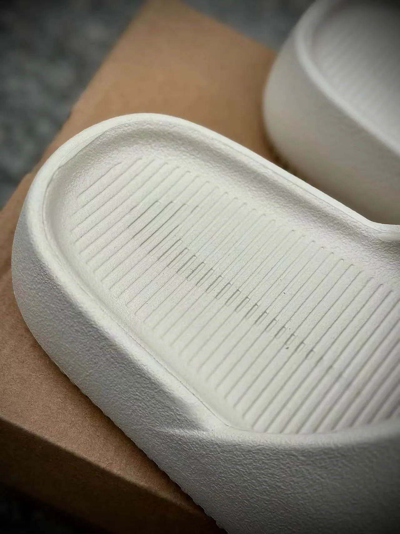 Nike White Molded Foam Construction Textured Footbed Slippers 4
