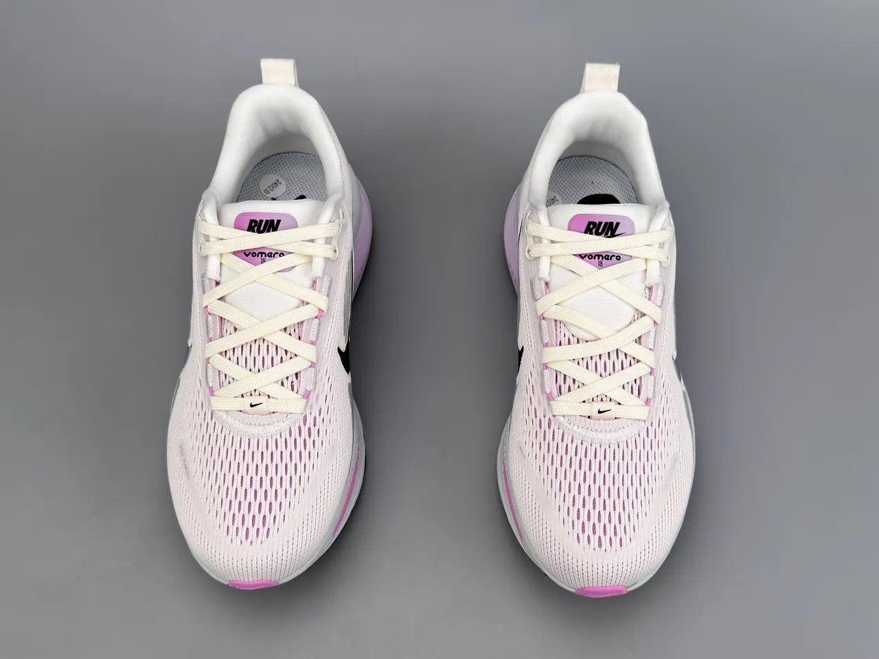 Nike White Pink Engineered Mesh Upper Layered Synthetic Overlays Running Shoes 9