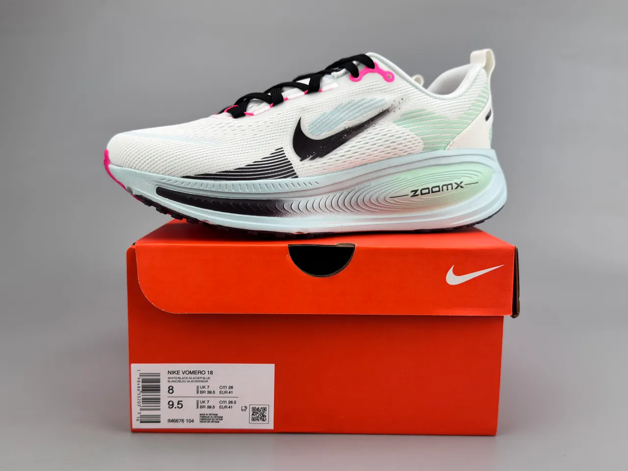 Nike White Pink Engineered Mesh Upper Wave-Pattern Overlays Running Shoes 4