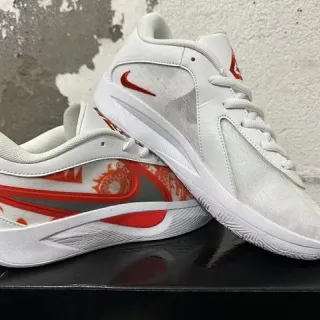Nike White Red High-Top Silhouette Mesh And Synthetic Upper Basketball Shoes