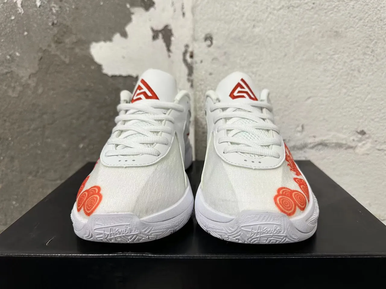 Nike White Red High-Top Silhouette Mesh And Synthetic Upper Basketball Shoes 4
