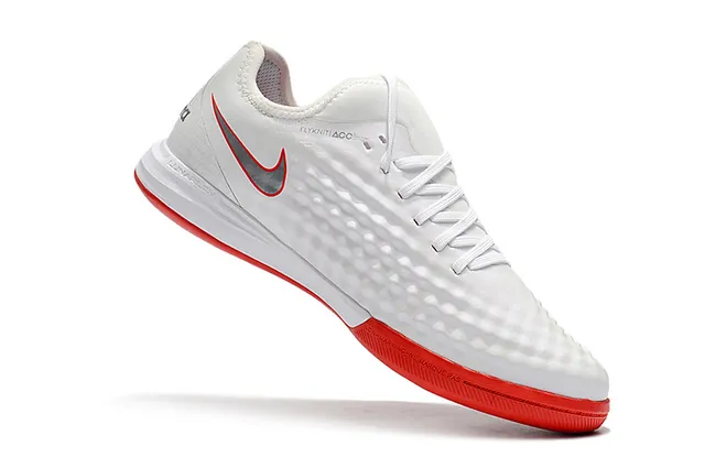 Nike White Red Low-Cut Textured Synthetic Upper Indoor Soccer Shoes 20