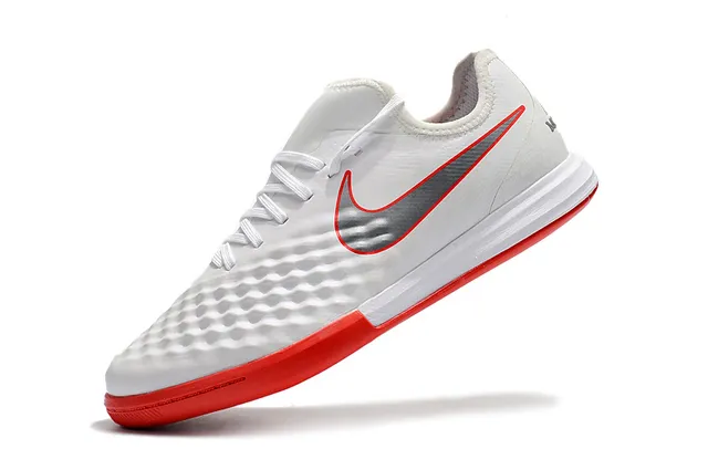 Nike White Red Low-Cut Textured Synthetic Upper Indoor Soccer Shoes 21