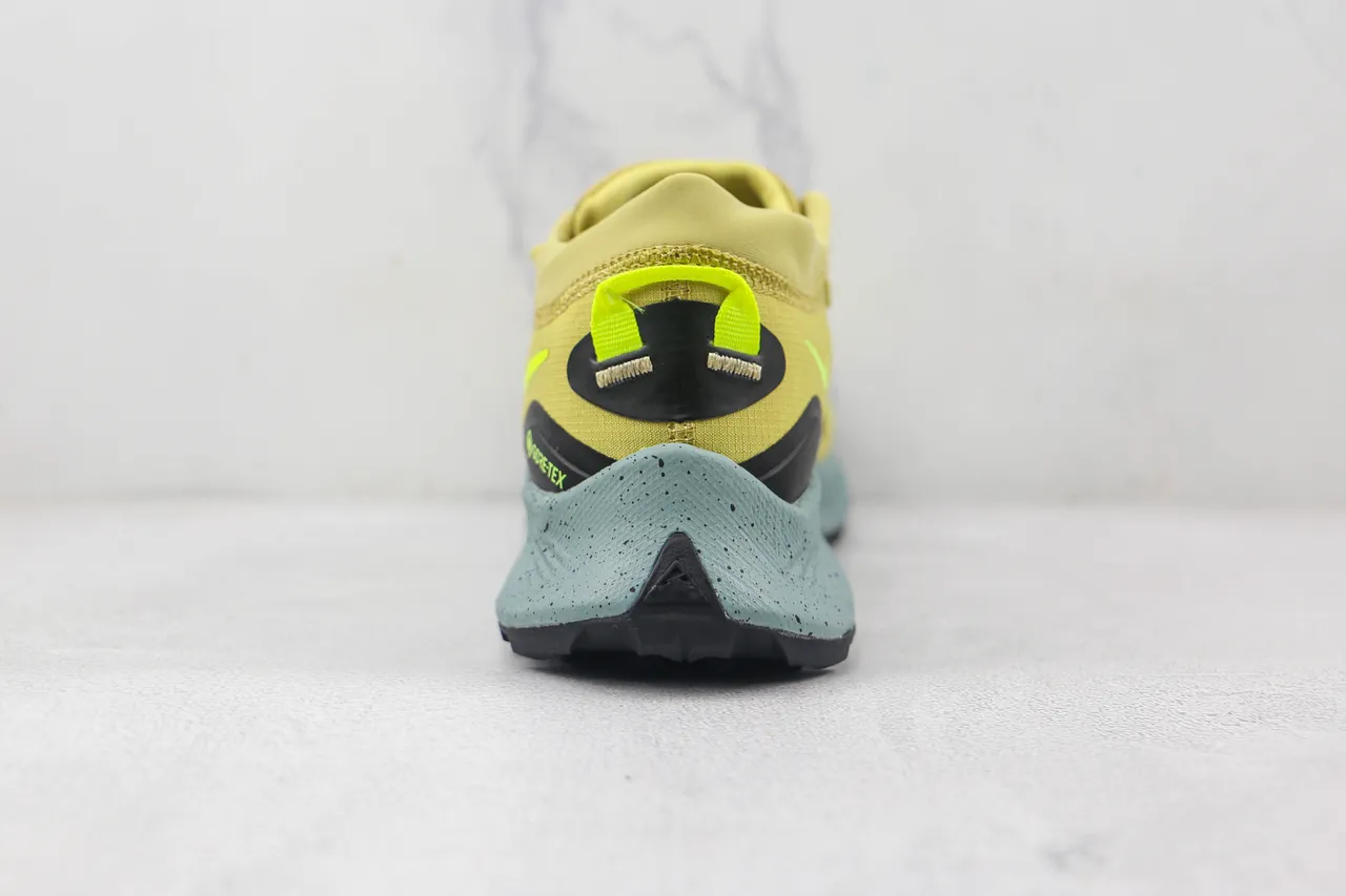 Nike Jaune Vert Trail Silhouette GORE-TEX Imperméable Chaussures de course 9