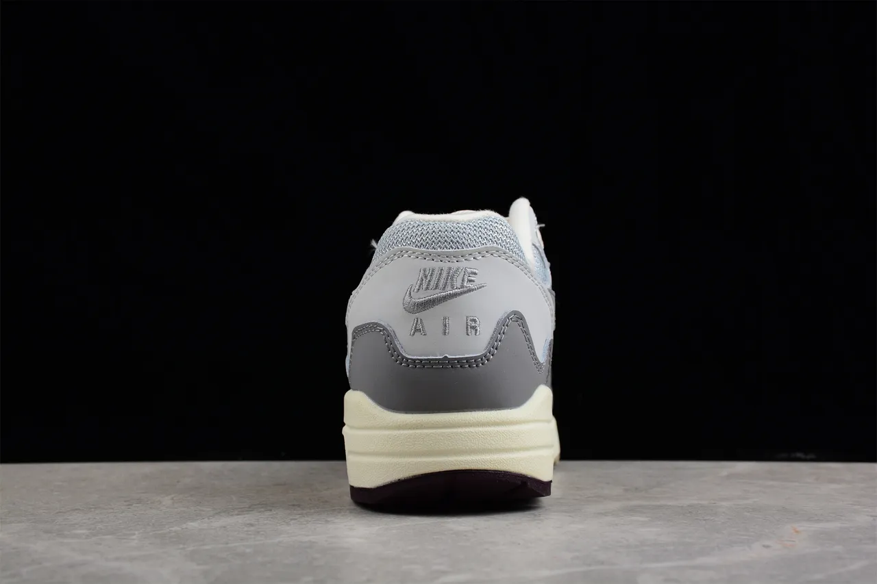 Nike Zoom 2K Light Gray and Off-White Lifestyle Sneakers 11