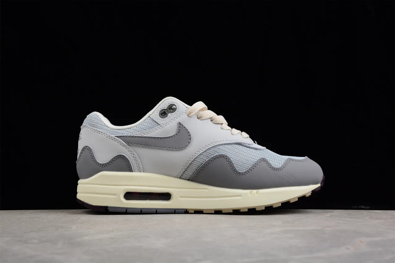Nike Zoom 2K Light Gray and Off-White Lifestyle Sneakers 12