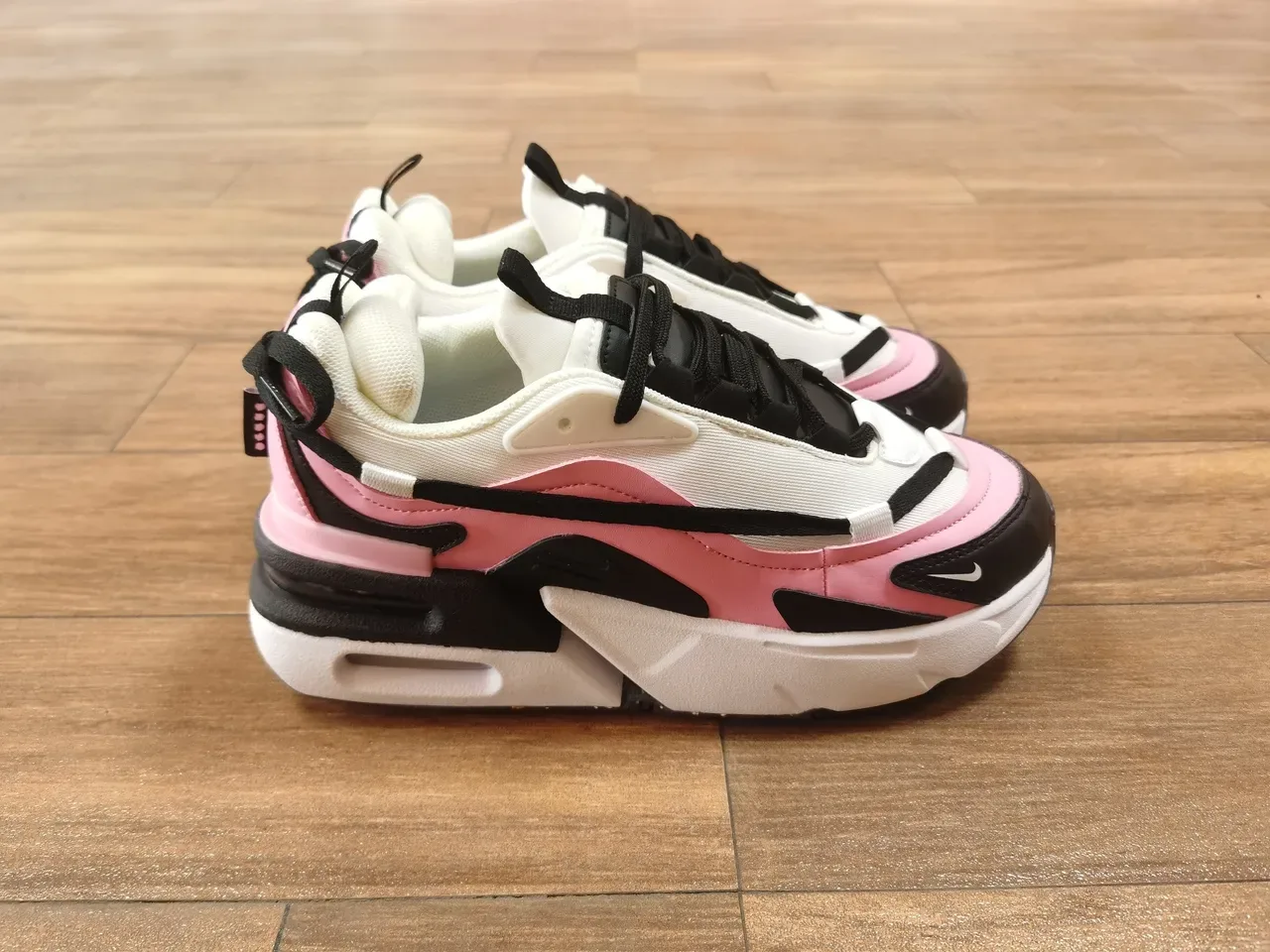 Nike Zoom 2K White Black Pink Lifestyle Sneakers 2