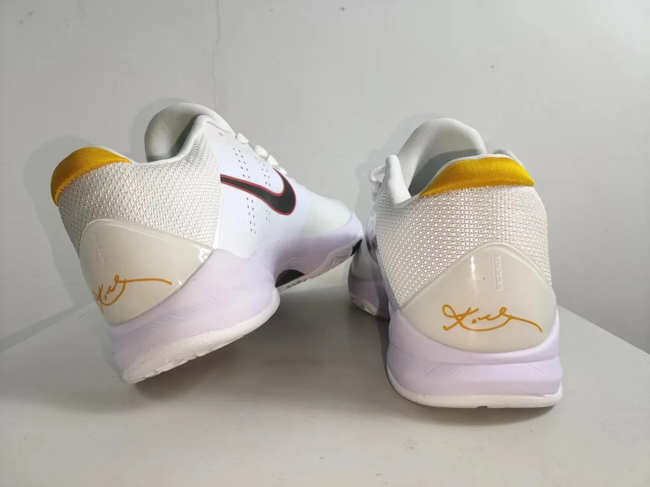 Nike Zoom Kobe V White Black Red Basketball Shoes 5
