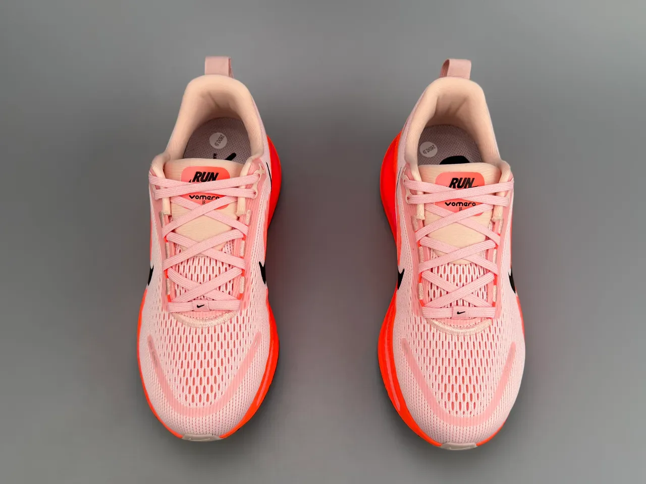 Nike ZoomX Invincible Run Chaussures de course rose orange upper knit ingénierie semelle sculptée 3