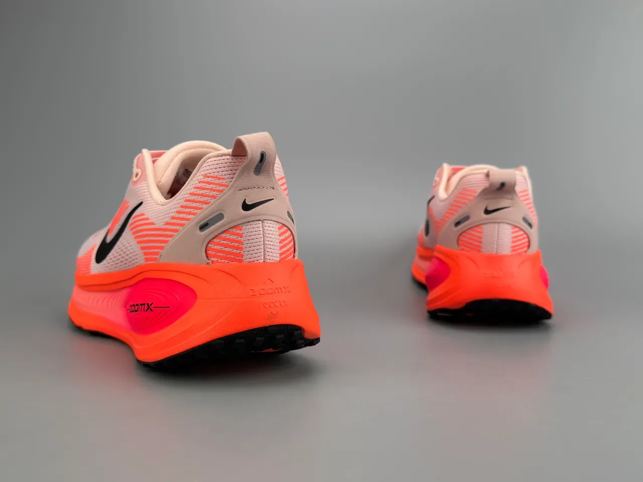 Nike ZoomX Invincible Run Chaussures de course rose orange upper knit ingénierie semelle sculptée 6