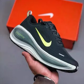 Nike ZoomX Invincible Run zapatos para correr