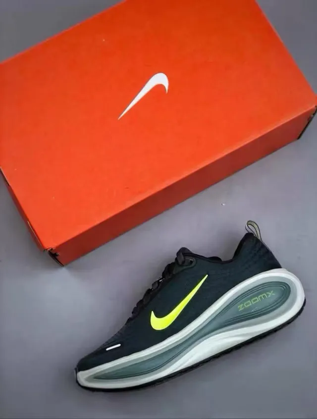 Nike ZoomX Invincible Run Running Shoes 3