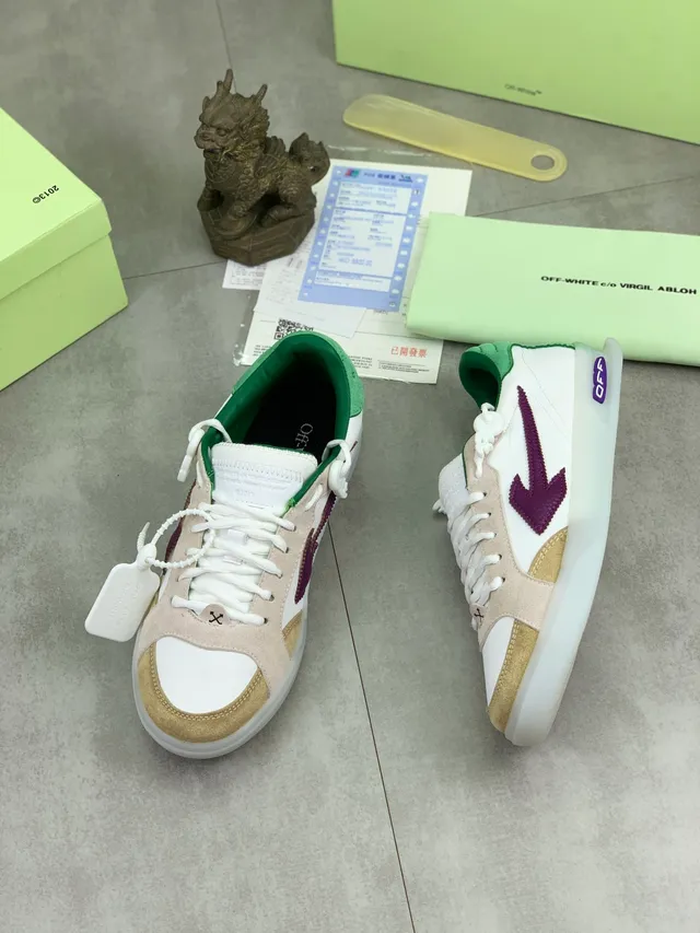 Off-White Bege Camurça e couro em camadas com detalhe de fechamento industrial tipo zip-tie Tênis lifestyle 5