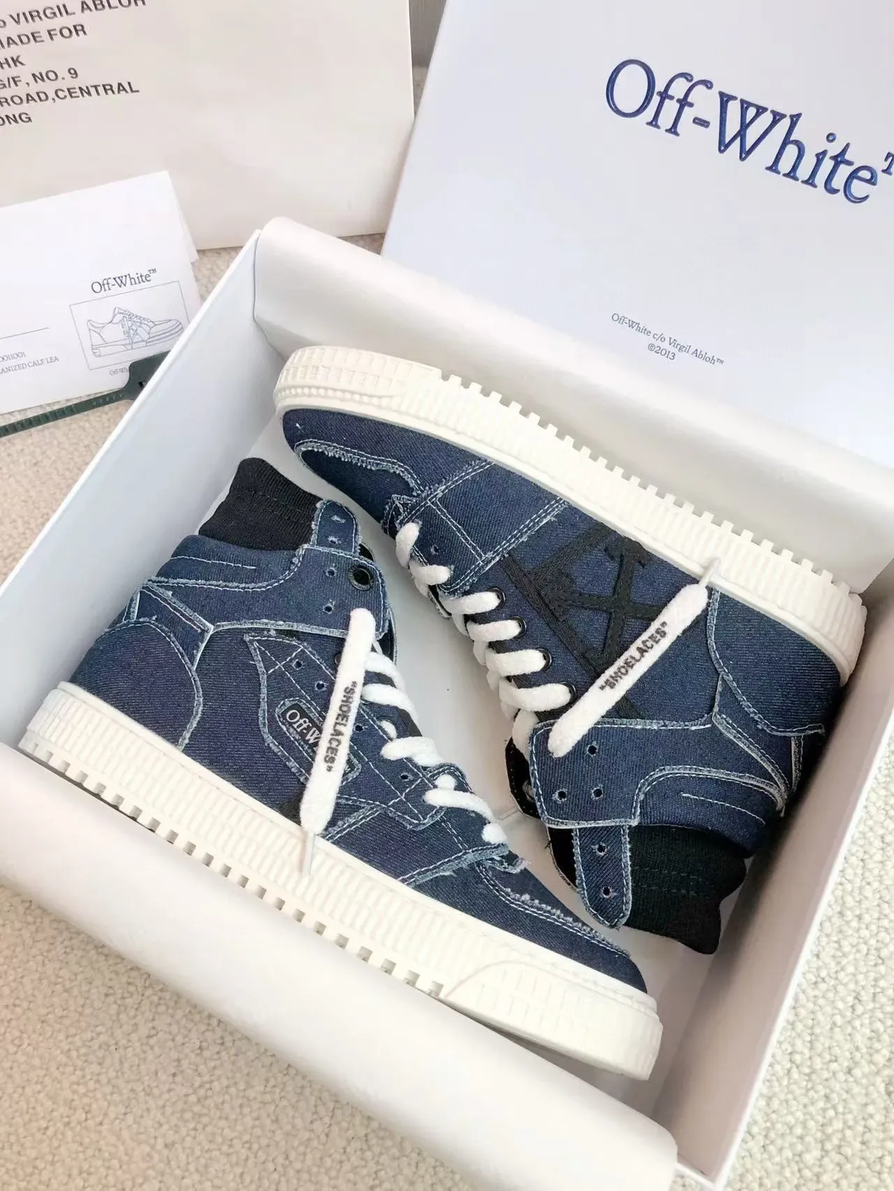 Off-White Sneakers Lifestyle en Denim Hautes 2