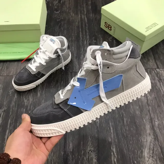 Off-White Tênis Lifestyle Cinza Preto de Alto com Painel de Camurça 4