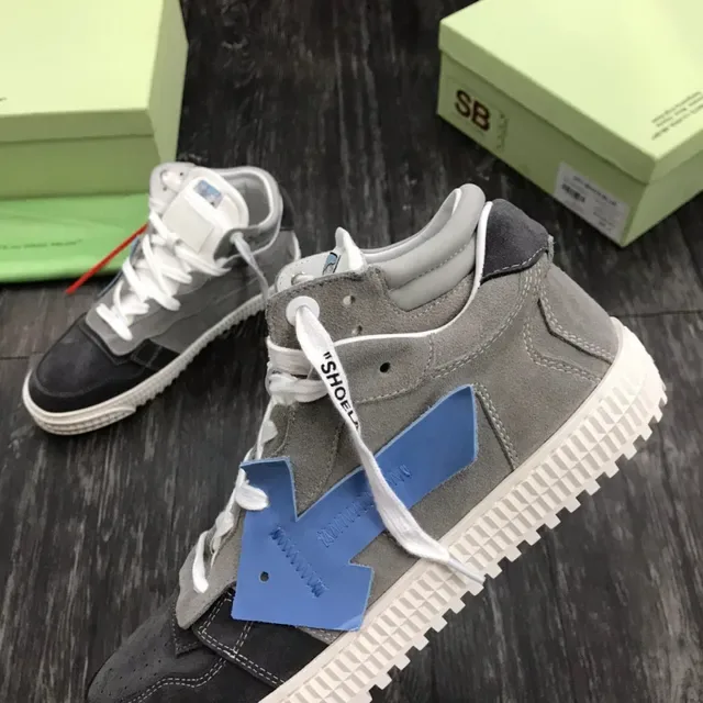 Off-White Tênis Lifestyle Cinza Preto de Alto com Painel de Camurça 5